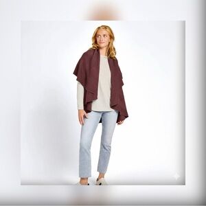 Chic Maroon Women's Shawl Collar Sweater Vest